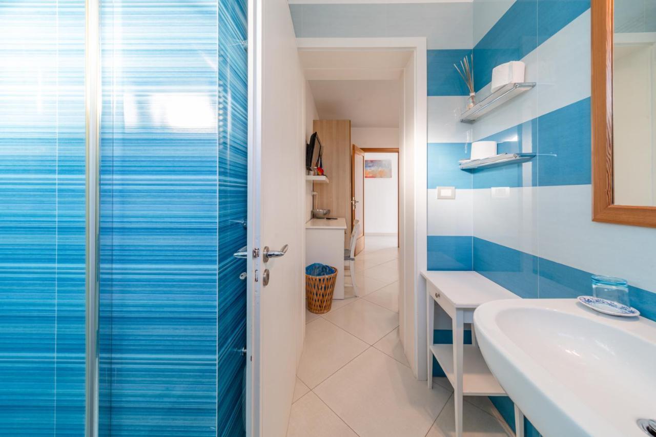 Lo Scalo Bed And Breakfast Marina Di Novaglie Alessano Exterior foto